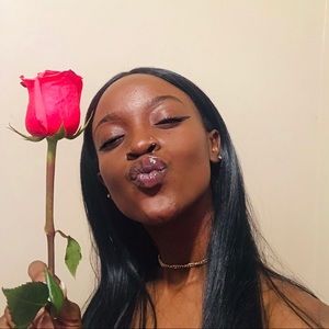 Meet your Posher, Kriseyesha